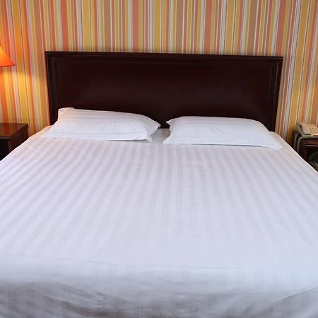 Pai Hotel Chengdu North Railway Station Экстерьер фото